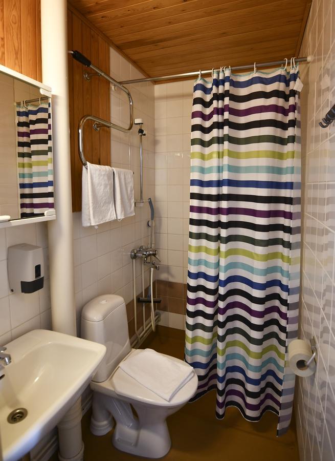 Kilpisjaerven Retkeilykeskus Rooms Kilpisjärvi Exterior foto